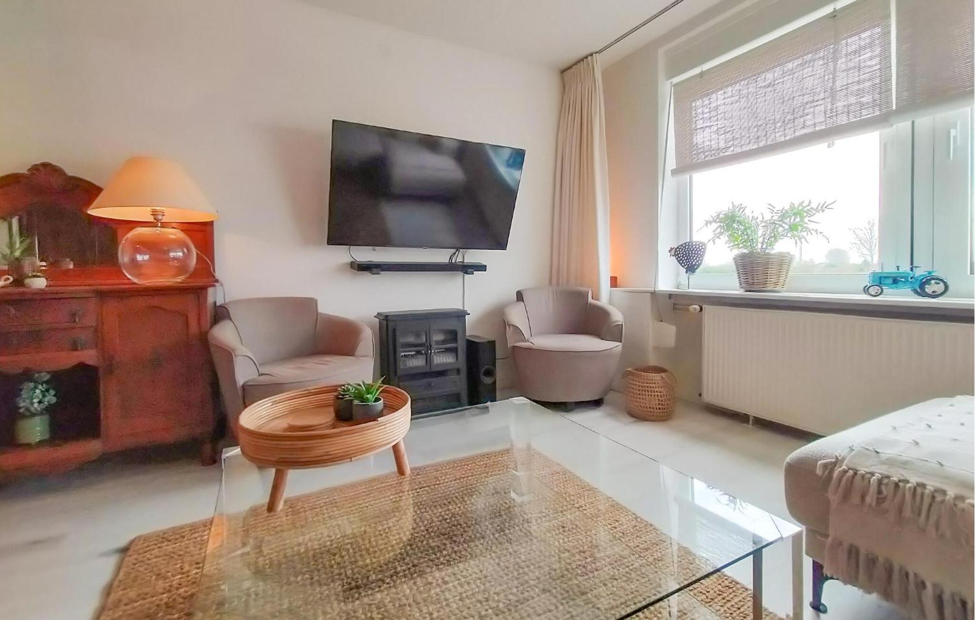 3 Bedroom In *