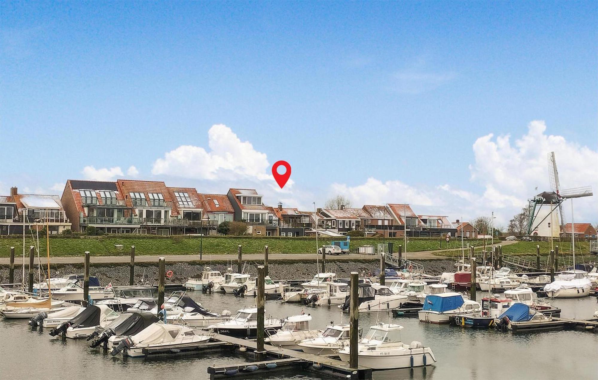 3 Bedroom In Vakantiehuis Stavenisse